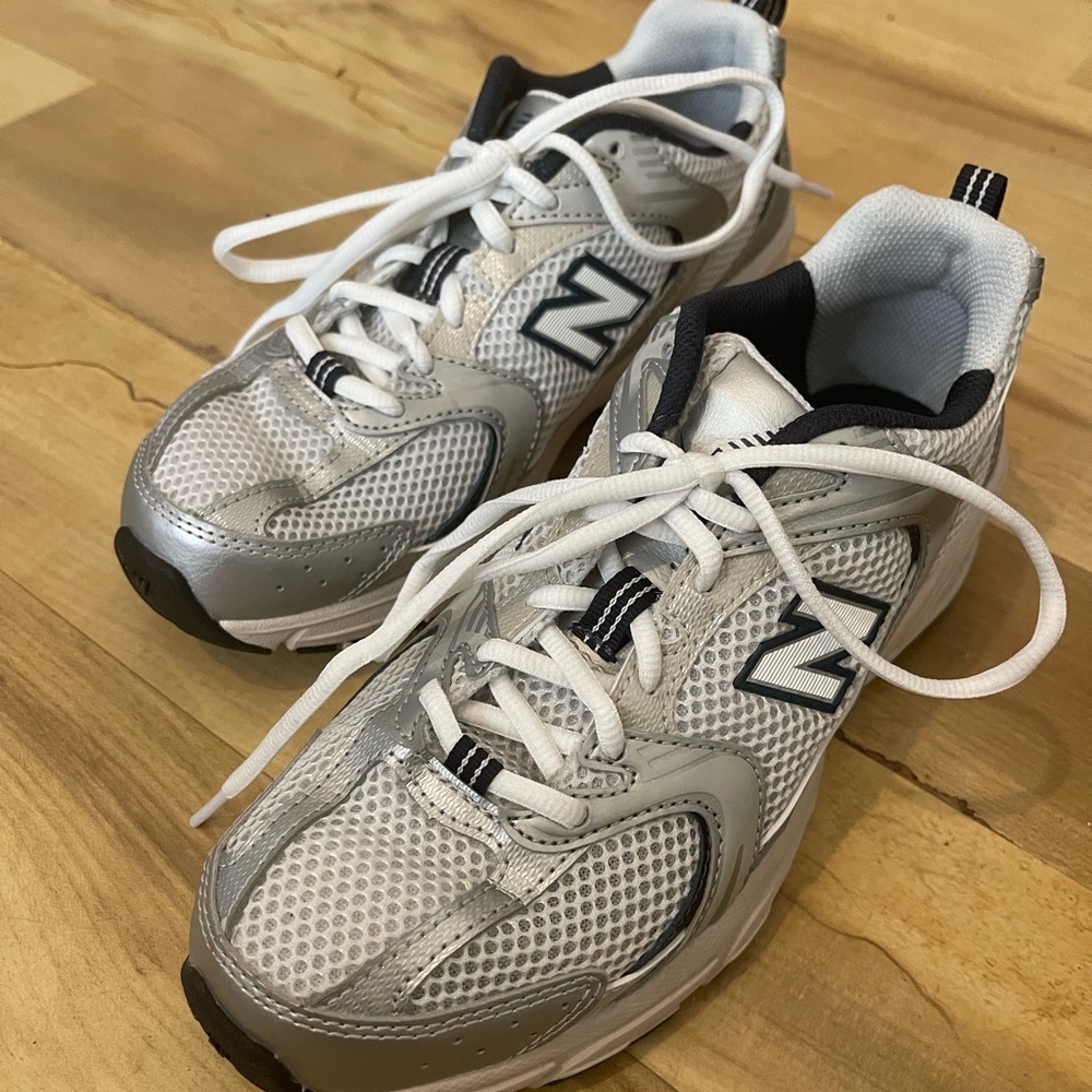 NEW BALANCE 530